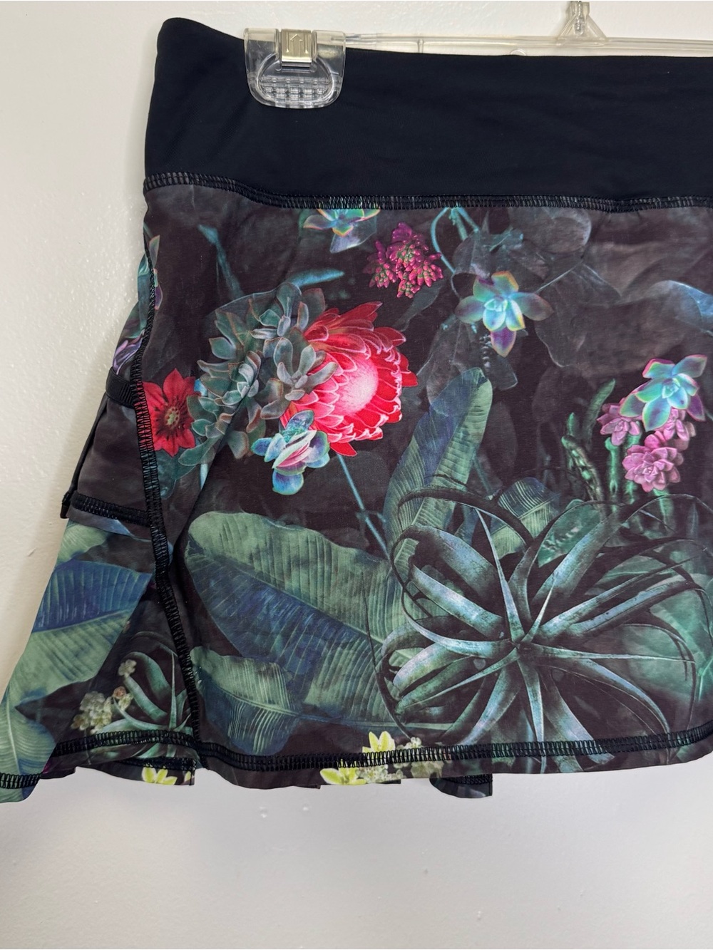 Lululemon Run Pace Setter Curious Jungle Floral Pleated Skort 6 - Picture 5 of 12